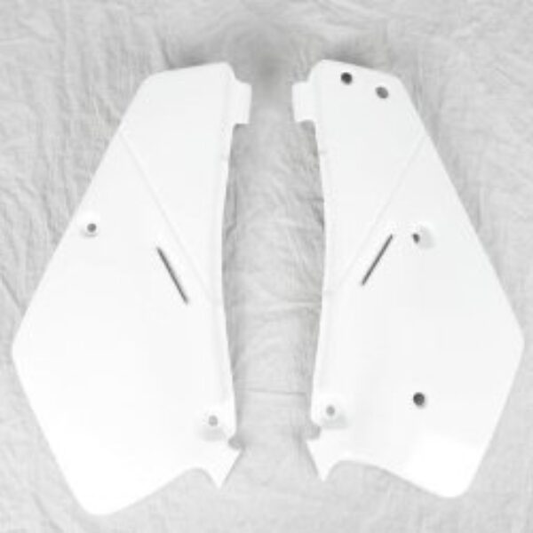 Boczki Tylne Suzuki RM 80 ’86-’99 Kolor Biały | UFO