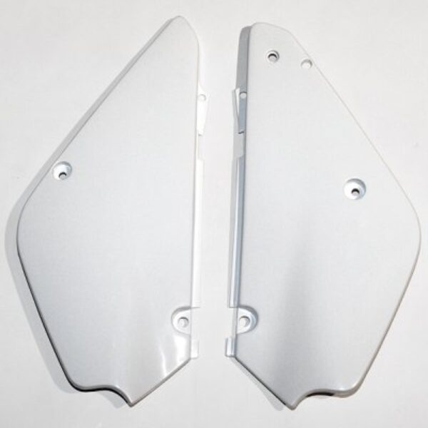 Boczki Tylne Suzuki RM 85 ’00-’26, Kolor Biały | UFO