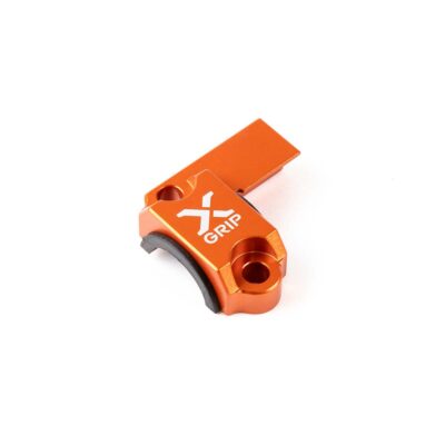 Osłona OBEJMA Wzmocnienie Pompy Sprzęgła (Anti BREAK CLAMP Clutch) BREMBO PO 2024 ROKU Beta, Ktm, Husqvarna, Sherco, Gasgas Kolor Pomarańczowy | X-Grip