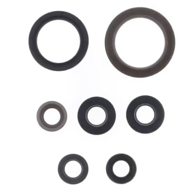 Komplet (Zestaw) Uszczelniaczy Silnikowych Gas Gas MC 350F ’24-’25, EC 350F ’24-’25, Husqvarna FC/FX 350 ’23-’25, FE 350 ’24-’25, KTM SX-F/XC-F 350 ’23-’25, EXCF 350 ’24-’25 | Athena