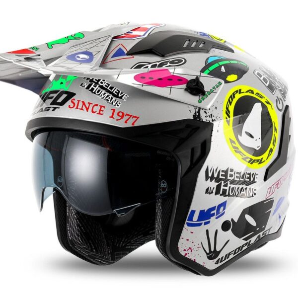 Kask Sheratan JET / TRIAL z Blendą Przeciwsłoneczną Kolor Srebrny z Kolorowymi Aplikacjami UFO Rozmiar XS – Kolekcja 2025/2026 | UFO