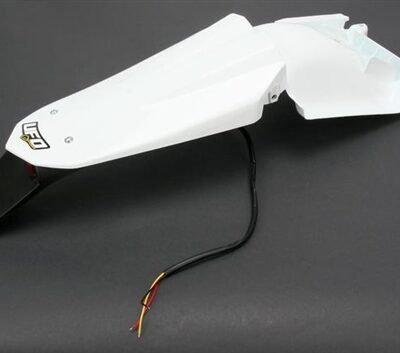 Błotnik tylny - HUSQVARNA 4T Z LAMPKĄ KOLOR... (2008-2009) - HU03333041