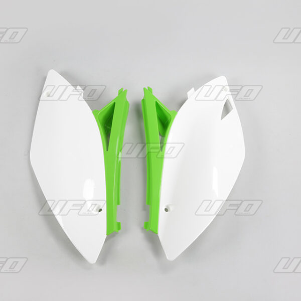 Boczki Tylne Kawasaki KXF 250 ’09-’12, KXF 450 ’09-’11, Kolor OEM (Biały/Zielony) | UFO