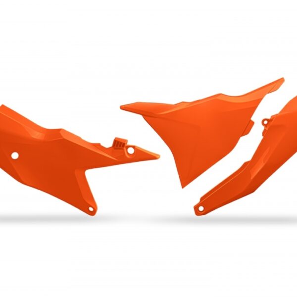 BOCZKI TYLNE z Pokrywą FILTRA Powietrza KTM SX/SX-F(SX-F) 125/250/300/350/450F TBI ’23-26, EXC/EXCF(EXC-F) 150/250/300/350/450/500 TBI ’24-26 | UFO