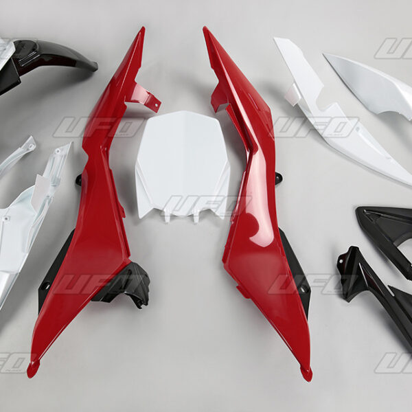 Komplet Plastików Husqvarna TC 499 4T ’11-’13 Kolor OEM (Biały/Czerwony/Czarny) (Hu612E999) | UFO