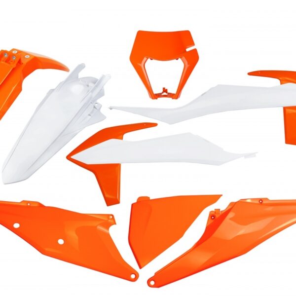 Komplet Plastików KTM EXC 125 ’20-’21, EXC 250 / 300 TPI ’20-’23, EXC-F 250 / 350 / 450 / 500 ’20-’23 z Osłoną LAMPY Kolor OEM ’23 (Biały/Pomarańczowy) | UFO