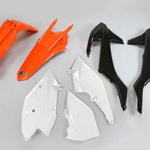 Komplet Plastików KTM EXC/EXC-F TPI ’17-’19, Kolor OEM ’18 OEM (Pomarańczowy/Czarny/Biały) (KT518E999W) | UFO