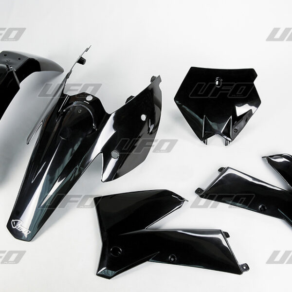 Komplet Plastików KTM SX ’05-’06, EXC ’05-’07 Kolor CZARNY (KT503E001) (Błotnik Tył BEZ Pinów NA Lampę) | UFO