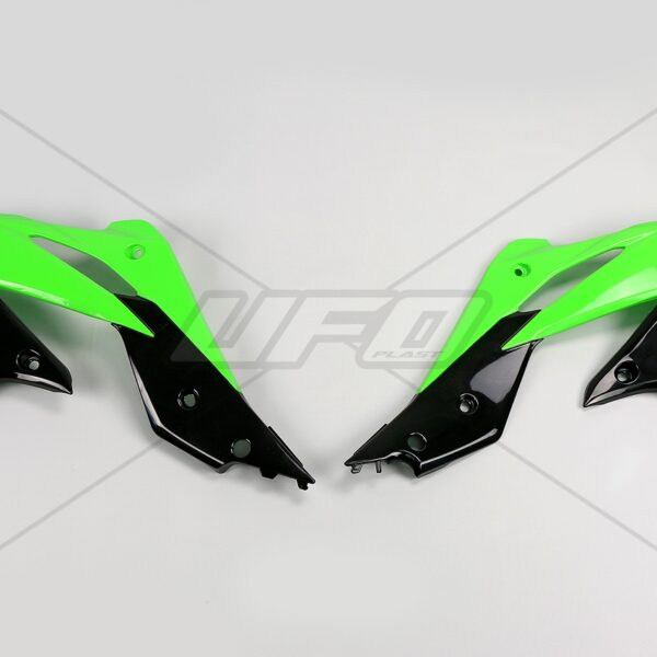 Osłony Chłodnicy Kawasaki KXF 250 ’13-’16 Kolor OEM (Zielony/Czarny) | UFO