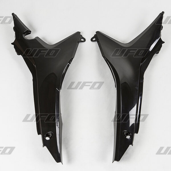 Osłony FILTRA Powietrza Honda CRF 250R ’14-’17, CRF 450R ’13-’16 Kolor CZARNY (Komplet NA DWIE Strony) | UFO