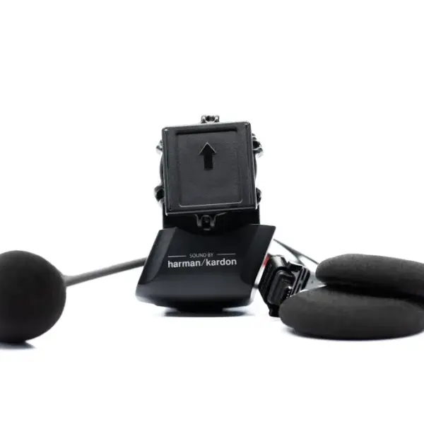 SENA ZESTAW MONTAŻOWY DO INTERKOMU Z KAMERĄ 50C Z MIKROFONEM I GŁOŚNIKAMI Z SYSTEMEM AUDIO HARMAN KARDON (EL) | emotoshop24